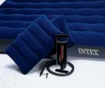 Двухместный надувной матрас Intex 68765 + ручной насос и 2 подушки