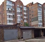 Продам гараж в Центре (во дворе Гурова и 50 лет СССР)