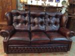 Кожаный диван Честерфилд классическая мебель Голландиия